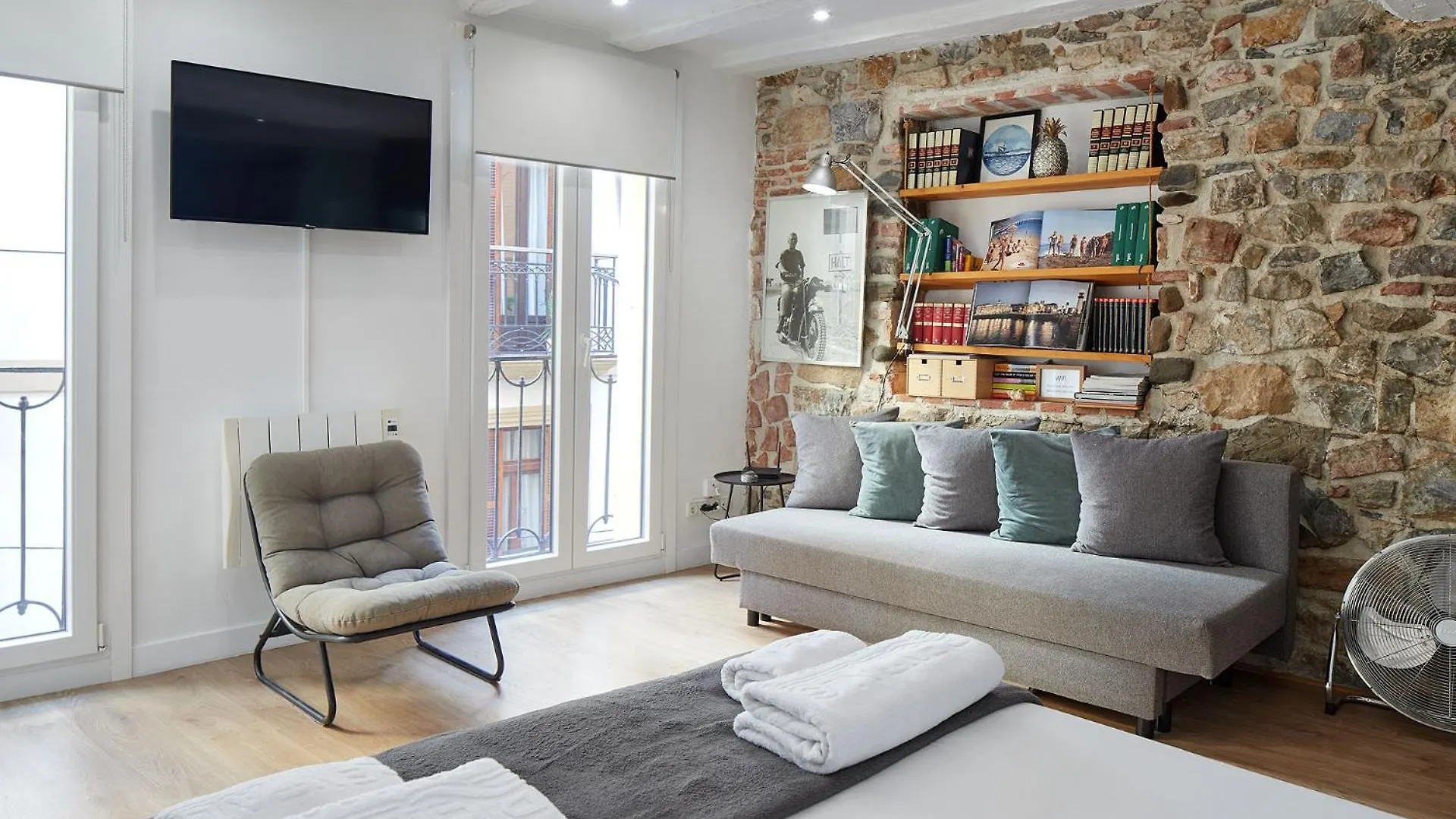 The Rentals Collection - Zoe location